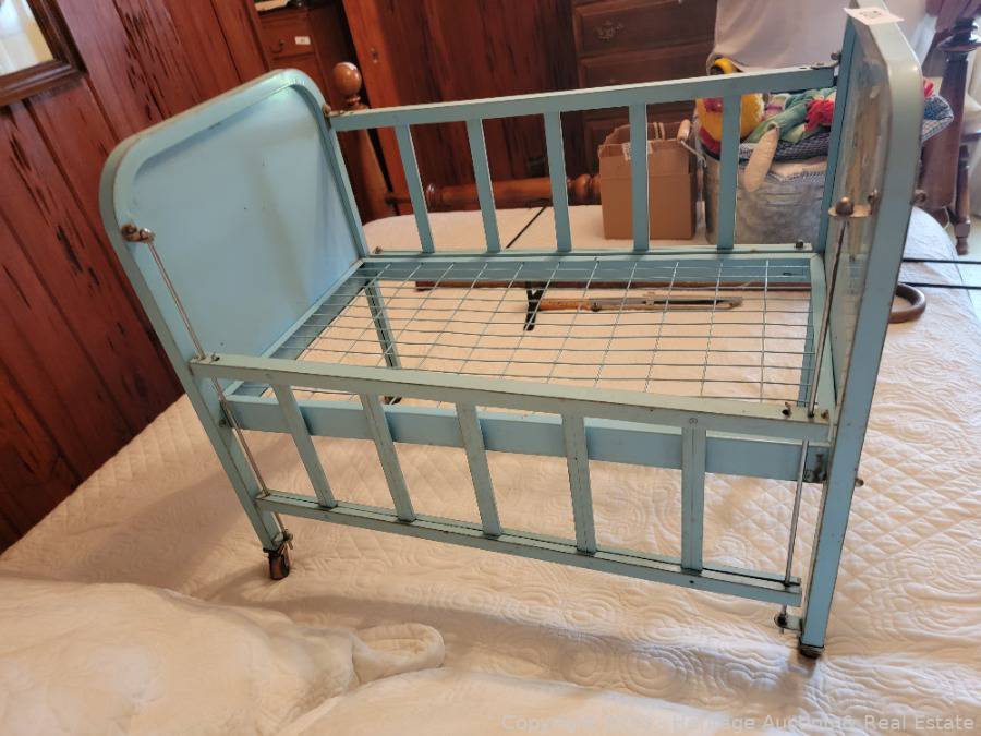 Antique metal outlet doll crib